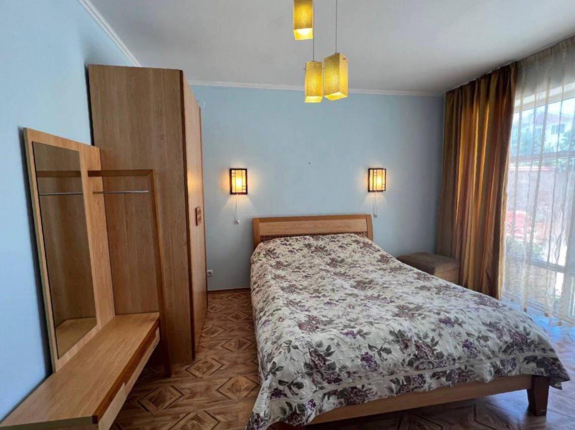 Tan Nuru Guest House Гостевой Дом Тан Нуру 乔尔蓬阿塔 外观 照片