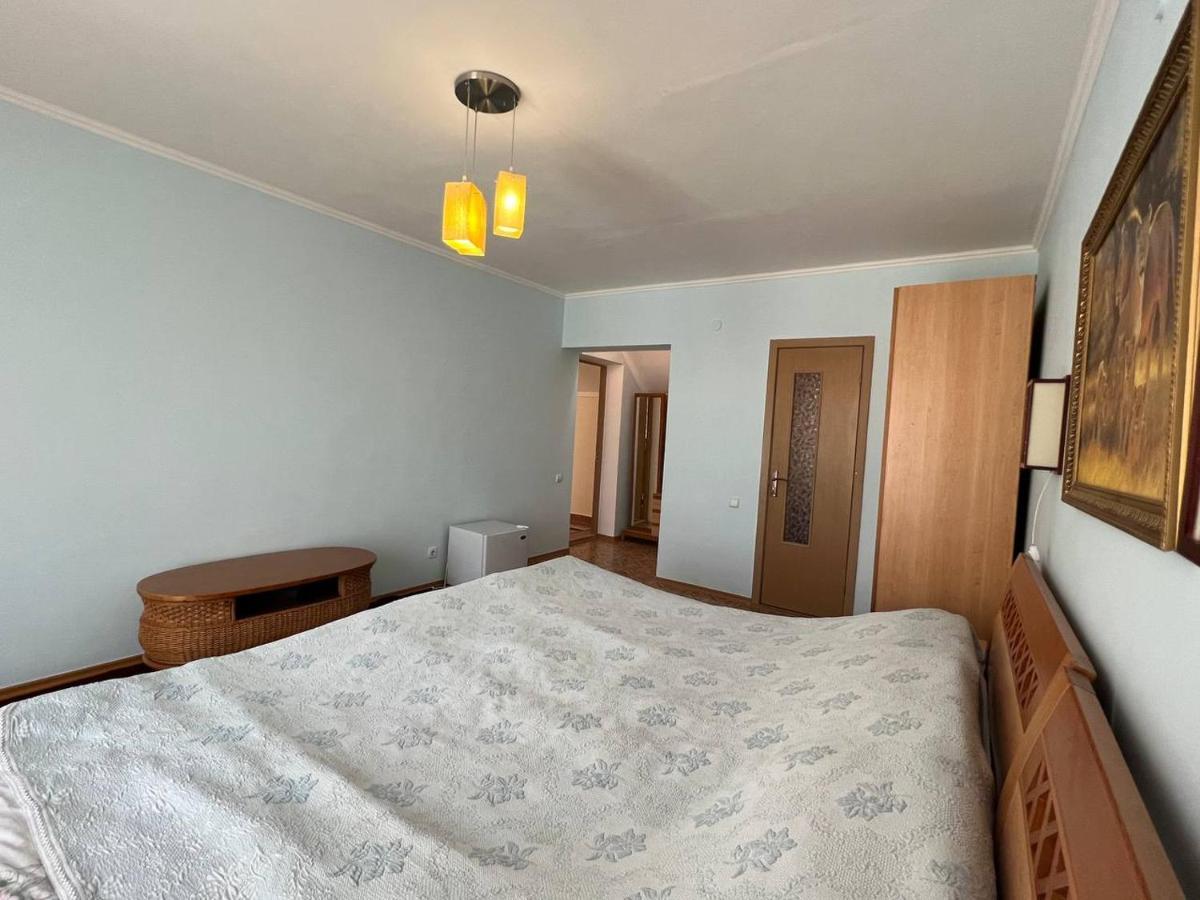 Tan Nuru Guest House Гостевой Дом Тан Нуру 乔尔蓬阿塔 外观 照片