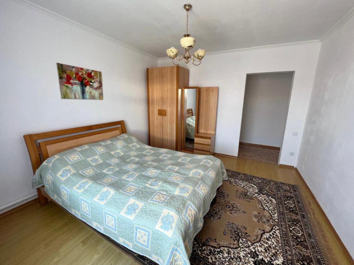 Tan Nuru Guest House Гостевой Дом Тан Нуру 乔尔蓬阿塔 外观 照片