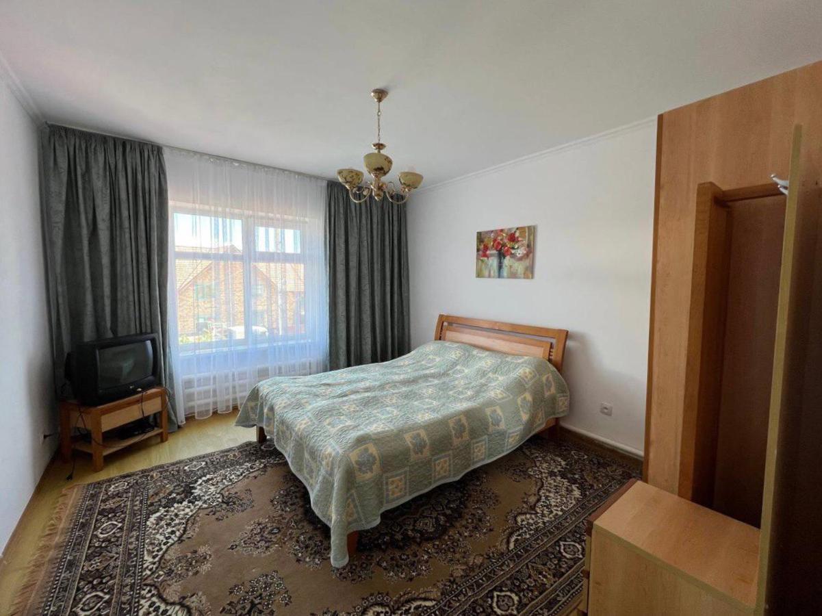 Tan Nuru Guest House Гостевой Дом Тан Нуру 乔尔蓬阿塔 外观 照片